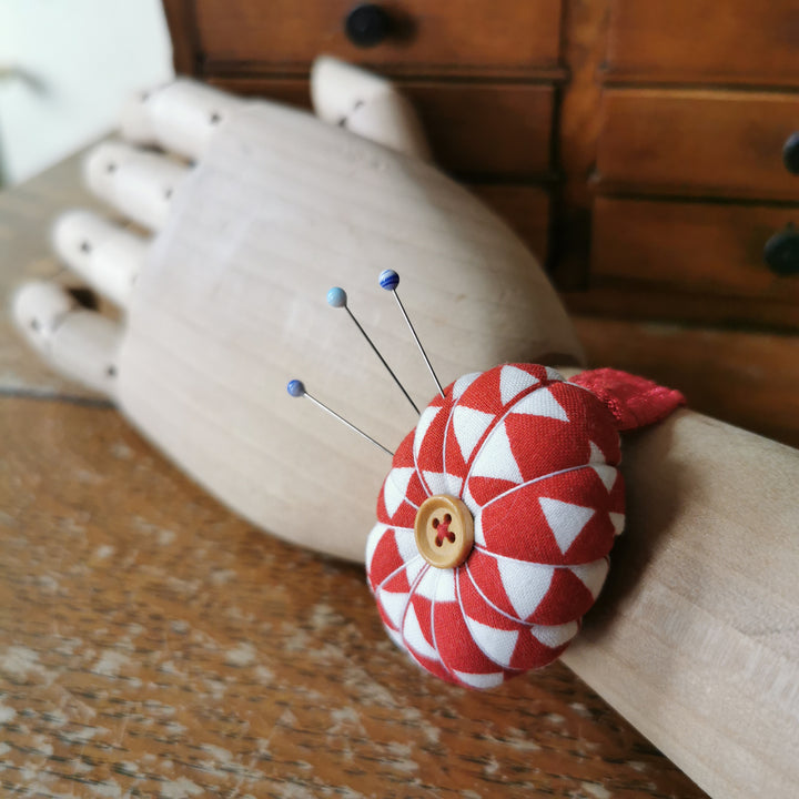 Mini Wrist Pincushion - red harlequin