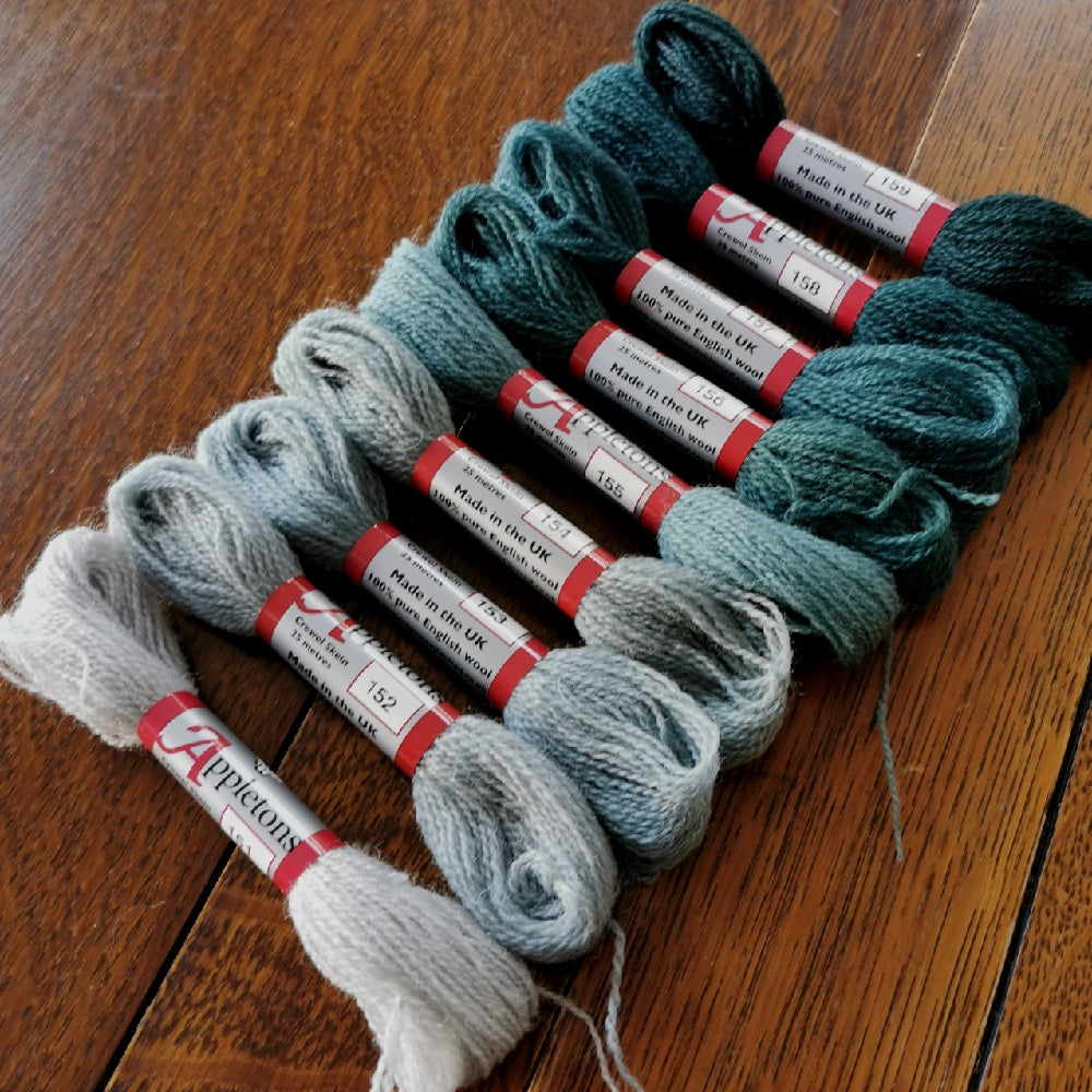Appleton Wool Thread Appletons Wool - crewel Mid Blue – Beyond Measure
