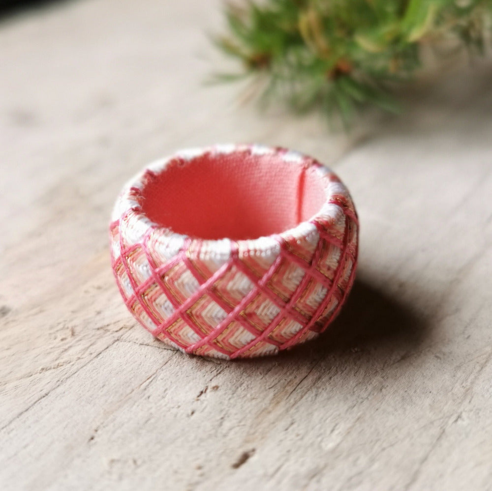 Thread Jewellery Ricca Yubinuki collection Beyond Measure