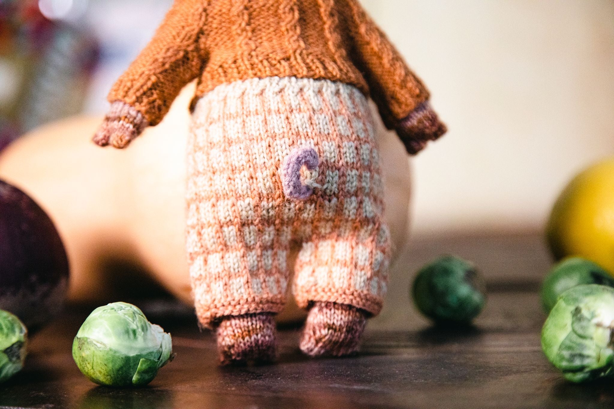 Mouche & Friends: Seamless Toys to Knit and Love by Cinthia Vallet