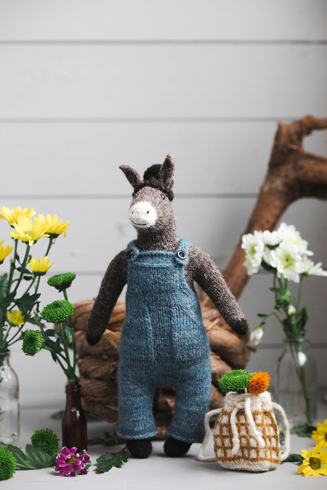 Mouche & Friends: Seamless Toys to Knit and Love by Cinthia Vallet – Beyond  Measure