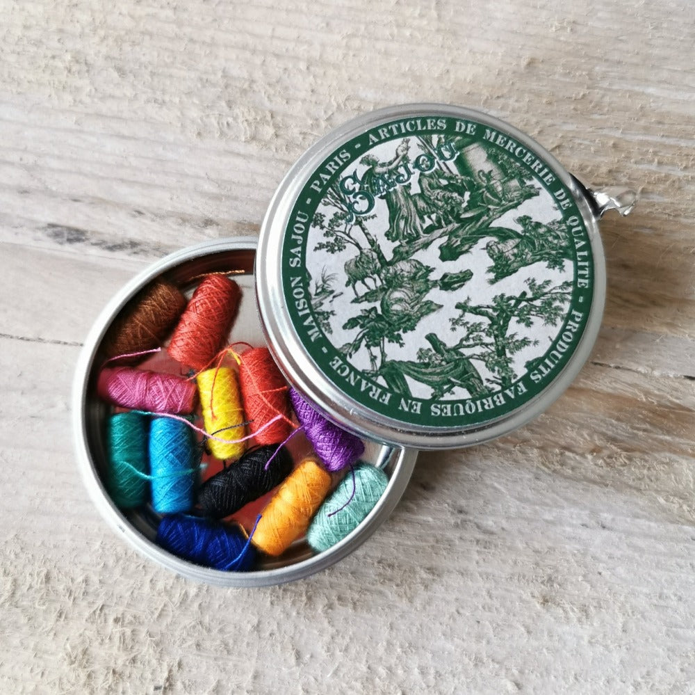 Sajou Tin With Thread Cocoons - Bright